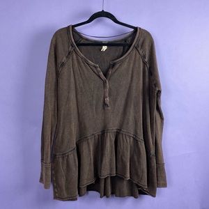 Never worn Free People Brown Peplum Sweater XL